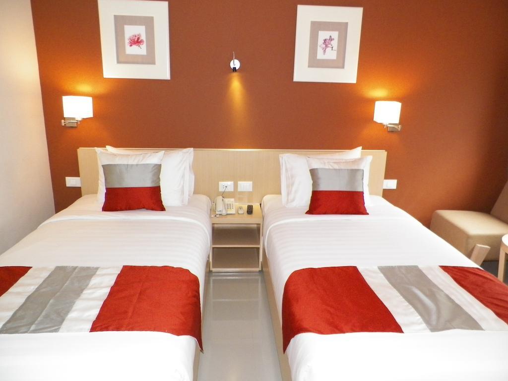 Hotel Tibera Taman Cibeunying Bandung Bilik gambar