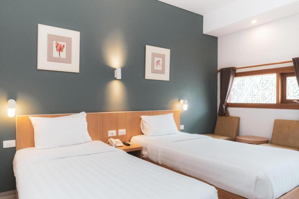 Hotel Tibera Taman Cibeunying Bandung Luaran gambar