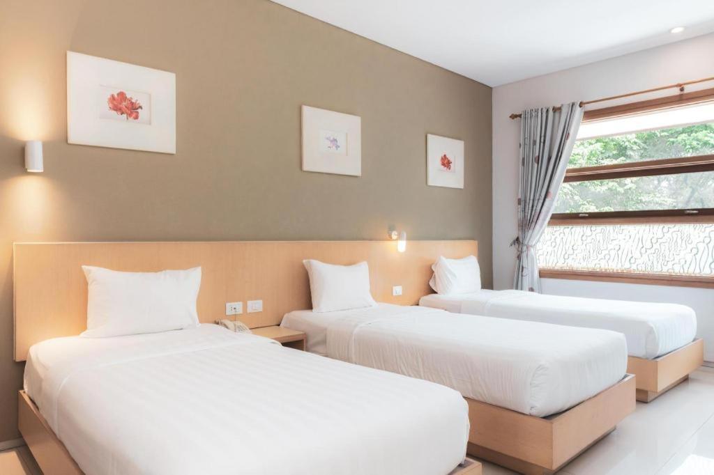 Hotel Tibera Taman Cibeunying Bandung Luaran gambar