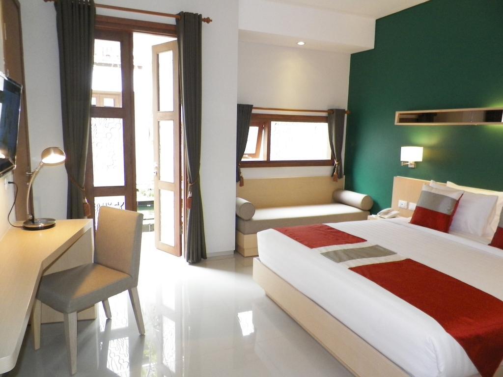 Hotel Tibera Taman Cibeunying Bandung Luaran gambar