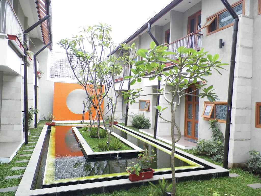 Hotel Tibera Taman Cibeunying Bandung Luaran gambar